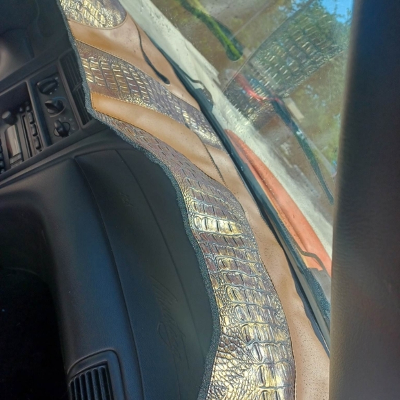 Custom Dashcover - Picture 5 of 7